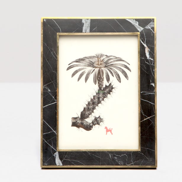 Thun 5&quot;x7&quot; Frame - Nero Marble/Brass Metal
