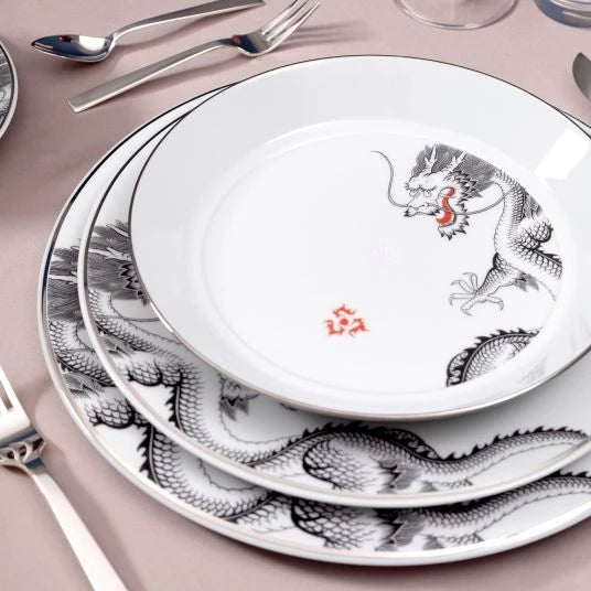 Vitruv Fortune Dragon Dinner Plate