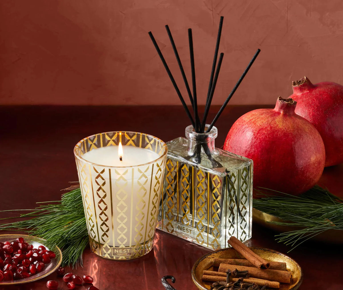 Holiday Classic Candle and Reed Diffuser Set